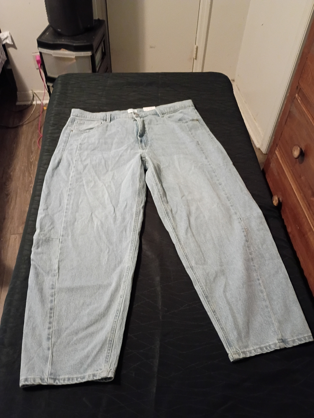 Time and Tru Light Wash Wide Leg Jeans